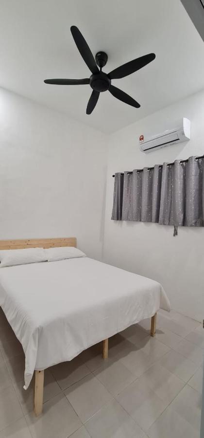 Voon 4 bedroom homestay Mersing Luaran gambar